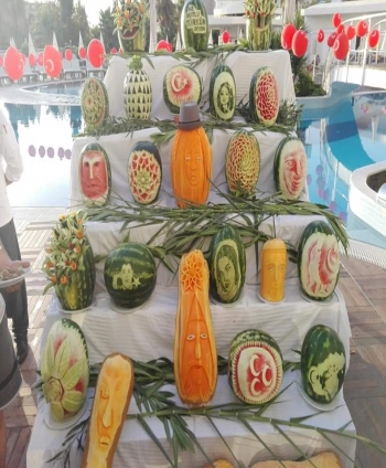 https://www.gezdirenfirsatlar.com/img/350x424/upload/urun/20210816-154942-1629118182-424888217.png